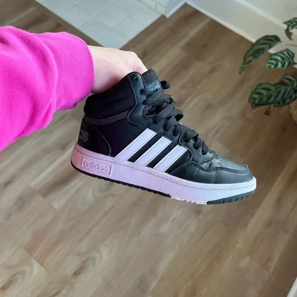 Adidas Black and White Sneakers - Picture 5 of 5